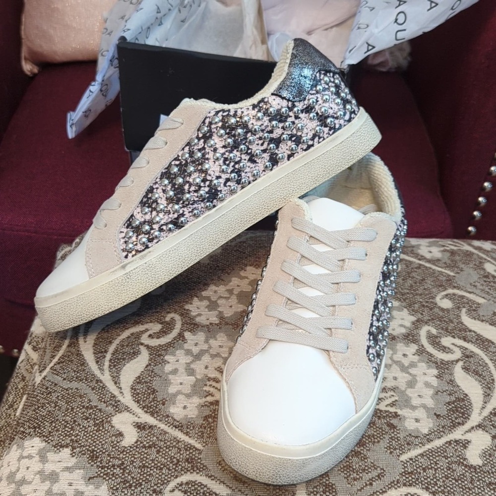 NWT Aqua Sneakers Snake